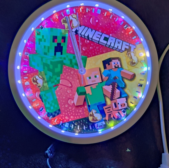Mine craft clock with led light and free personalization - Picture 3 of 14